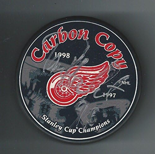 Tomas Holmstrom Aláírt 1997-98 Detroit Red Wings Vissza Vissza Stanley-Kupa Puck - Dedikált NHL Korong