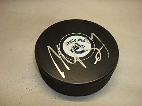 Alexandre Burrows Aláírt Vancouver Canucks Hockey Korong Dedikált 1C - Dedikált NHL Korong
